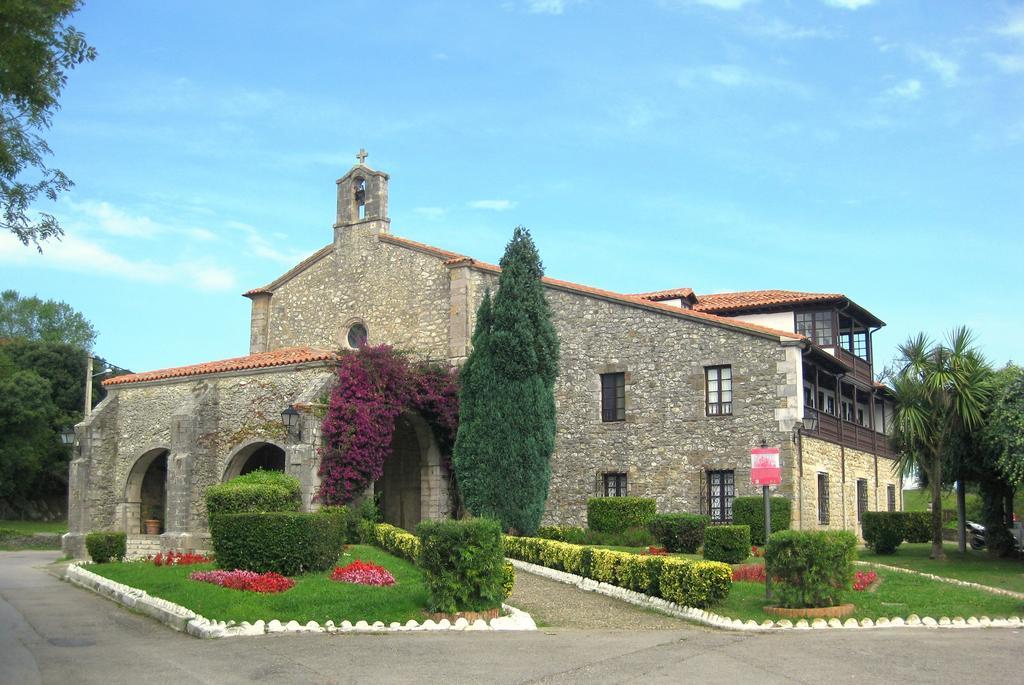 Residencia Miramar San Vicente De La Barquera Bagian luar foto
