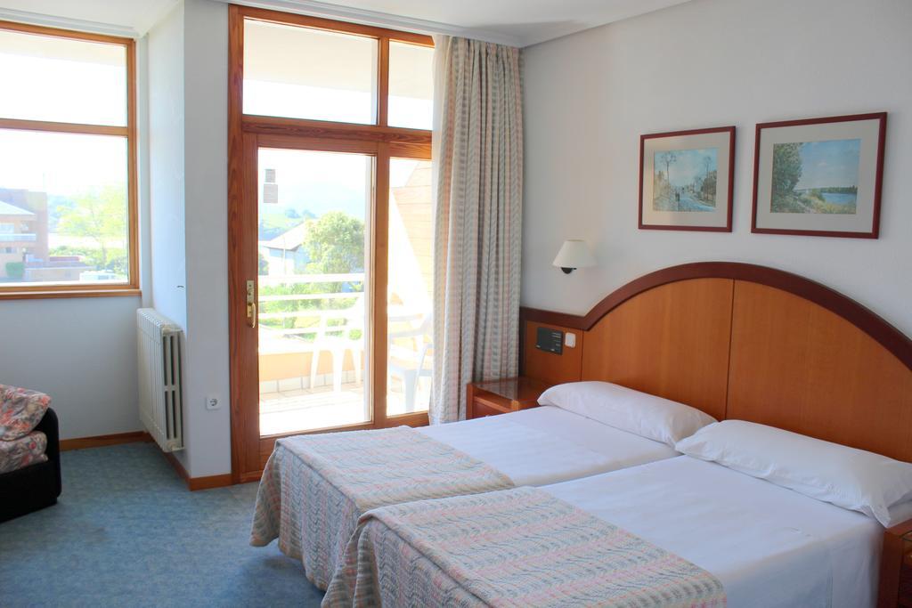 Residencia Miramar San Vicente De La Barquera Ruang foto